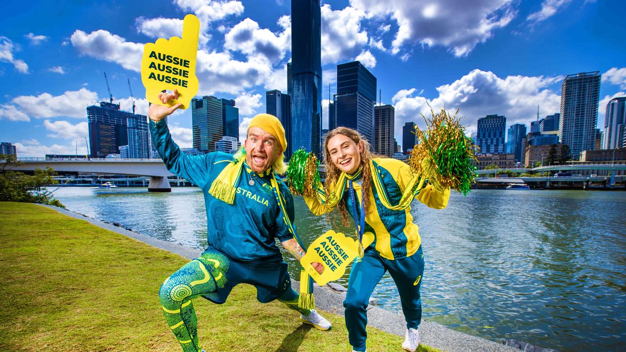 Paralympian Taymon Kenton-Smith and Olympian Maddison Keeney. Picture: Nigel Hallett