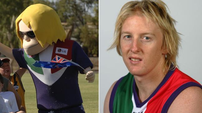 Fremantle mascot Johnny 'The Doc' Docker and Scott Thornton.