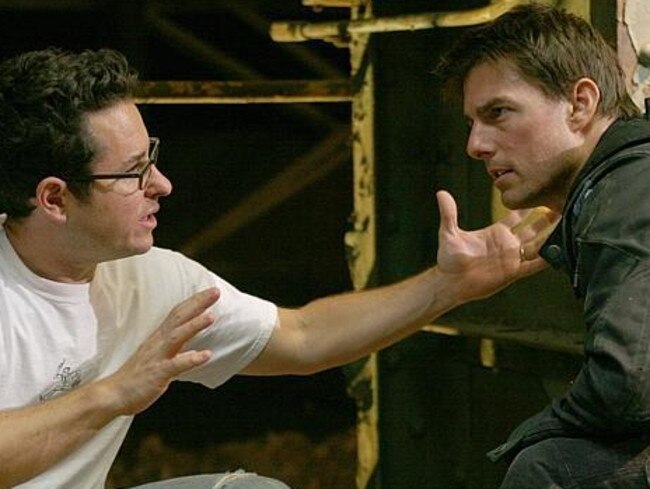 JJ Abrams directs Tom Cruise in &lt;i&gt;Mission: Impossible III&lt;/i&gt;.