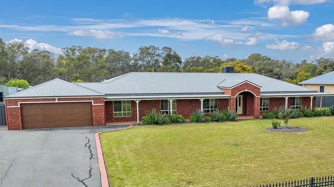 This home at 23 Chelsworth Drive, Echuca, is for sale for more than $1 million.