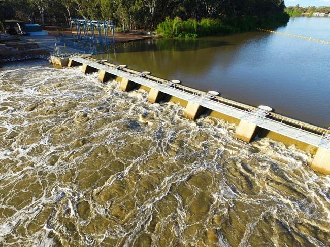 A still from Grant Schwartzkopff’s footage of Lock 5 near Renmark.