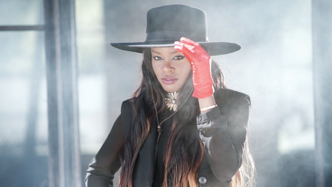 Offensive remarks ... as well as reverencing the KKK, Azealia Banks also used an anti-gay slur against a gossip blogger.