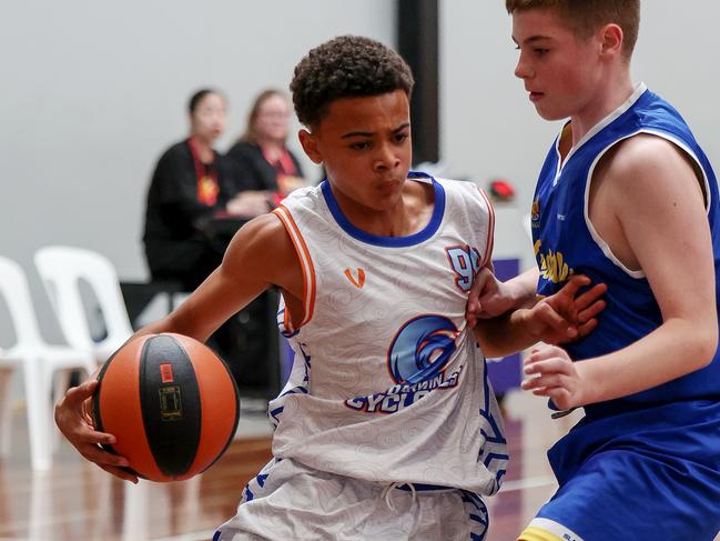 Basketball Australia U14 Club Championships at Casey Stadium, Casey. Forestville Eagles v Darwin Cyclones.Picture : George Sal