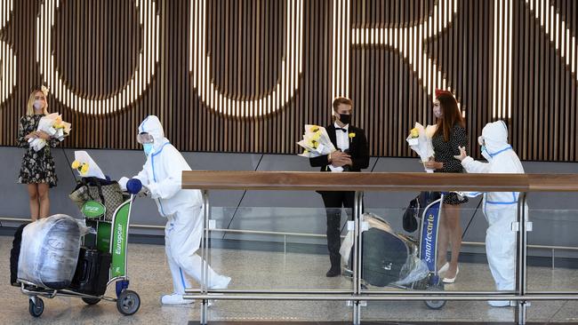 Overseas travellers entering Victoria will be subject to new quarantine rules amid concern over the Omicron variant. Picture: Andrew Henshaw