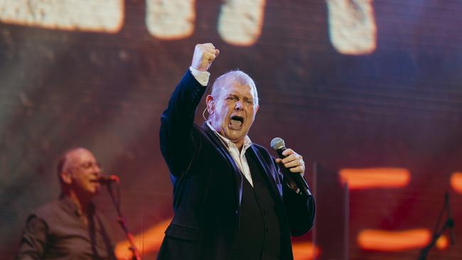 John Farnham’s hit arguably won’t be enough to change the trajectory of the No vote. Picture: Supplied.