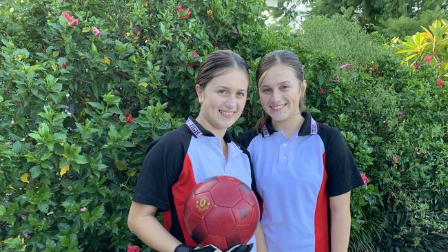 Keller twins – Romy is left, holding ball and Olivia Keller is right.