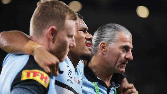 Sione Katoa assisted from the field (Photo by Matt King/Getty Images)