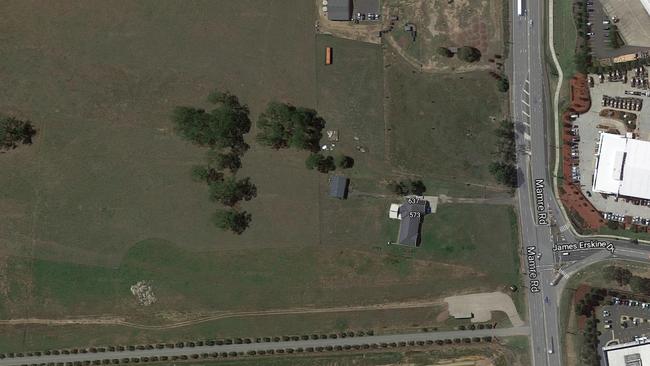 Aerial view of the site of a planned service station complex proposed for Mamre Rd, Orchard Hills. Picture: Google