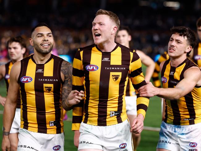 ADELAIDE, AUSTRALIA - SEPTEMBER 13: James Sicily of the Hawks reacts to Ken Hinkley, Senior Coach of the Power after the 2024 AFL Second Semi Final match between the Port Adelaide Power and the Hawthorn Hawks at Adelaide Oval on September 13, 2024 in Adelaide, Australia. (Photo by Michael Willson/AFL Photos via Getty Images)