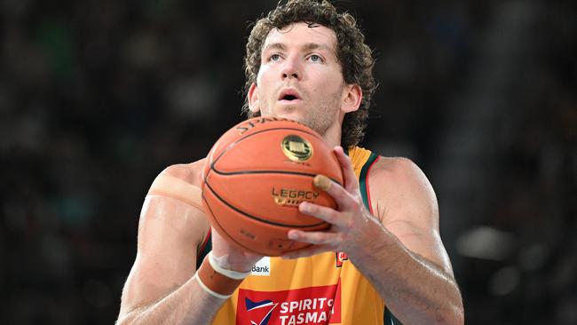 HOBART, AUSTRALIA - DECEMBER 05: Will Magnay of the Jackjumpers sh during the round 11 NBL match between Tasmania Jackjumpers and Cairns Taipans at MyState Bank Arena, on December 05, 2024, in Hobart, Australia. (Photo by Steve Bell/Getty Images)