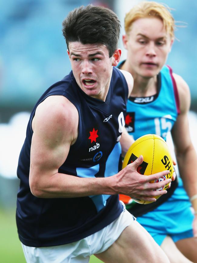 Andrew Brayshaw in action for Vic Metro.