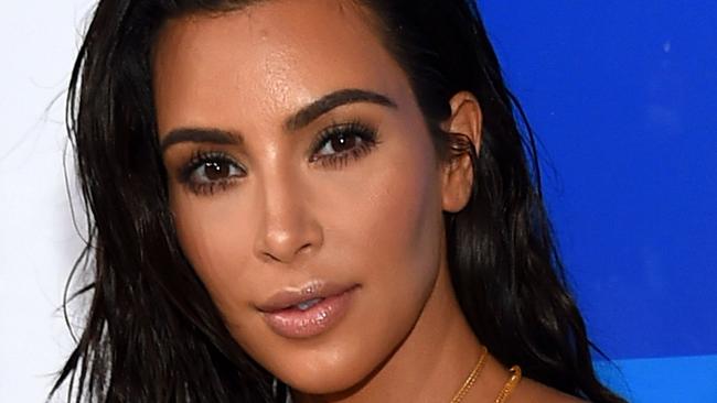 Kim Kardashian gunpoint robbery: Thieves were inside Paris apartment ...