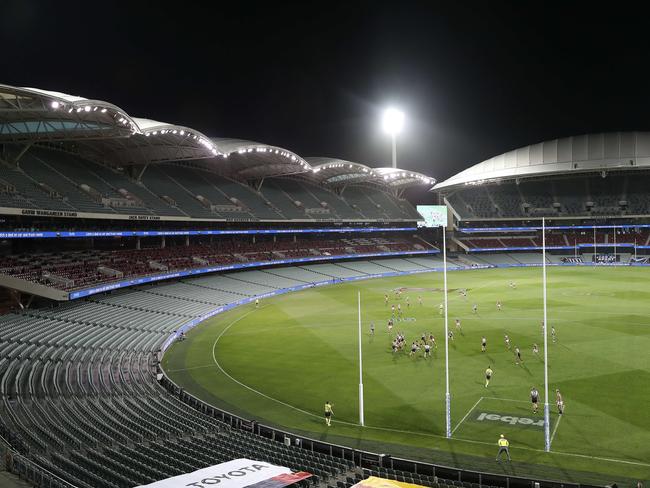 AFL - SHOWDOWN 48 - Port Adelaide v Adelaide Crows at the Adelaide Oval. Picture SARAH REED