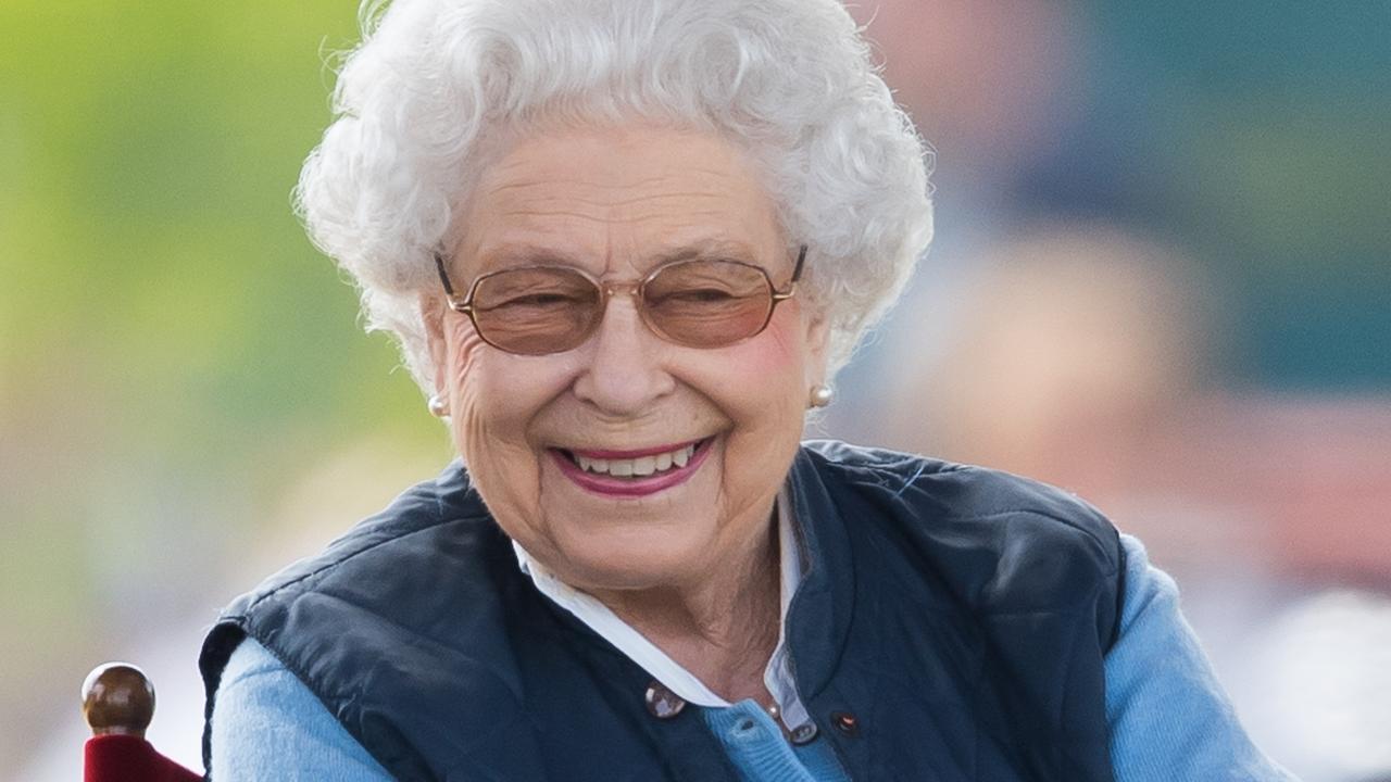 The Story Behind The Queen's Lifelong Devotion to Launer Handbags