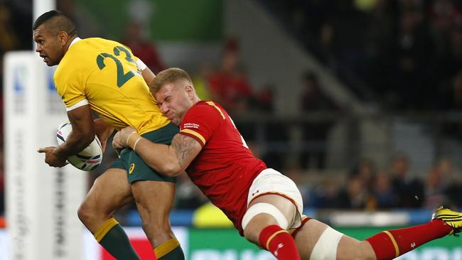 Kurtley Beale in action for the Wallabies against Wales.