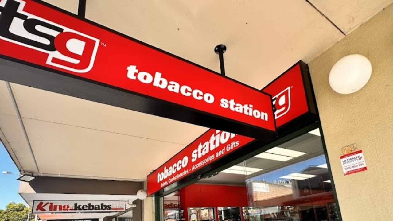 Tobacconist smashed in north shore ram raid