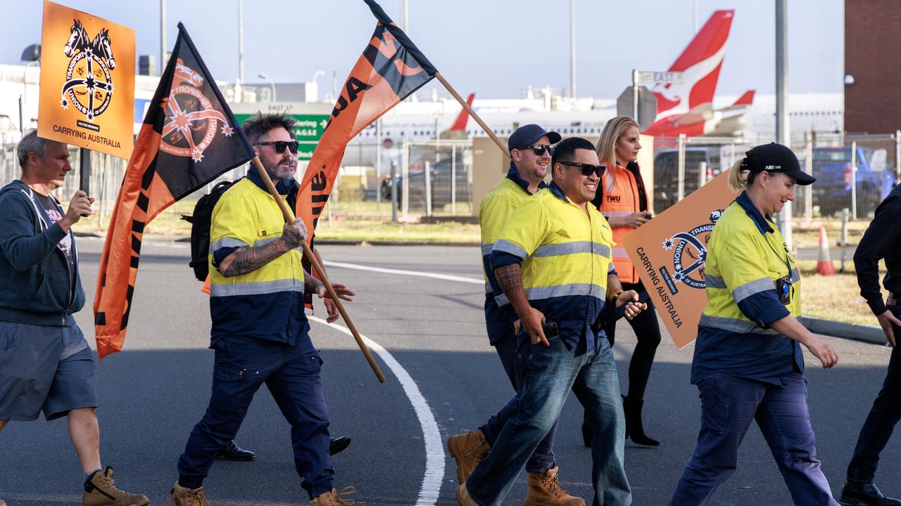 Refuellers will walk off the job at Melbourne Airport for 24 hours. Picture: David Geraghty/NCA NewsWire