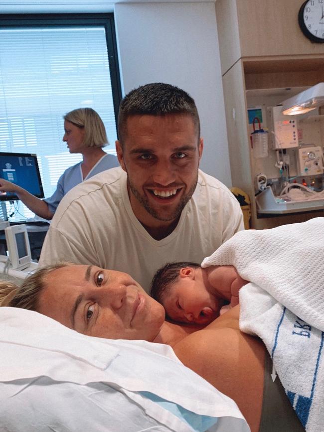 Burleigh lock Sam Coster with partner Taylor and baby girl Elkie. Picture: SUPPLIED