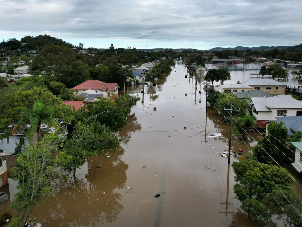 Lismore Flood Victims Sleeping In Cars As Emergency Housing Abandoned ...