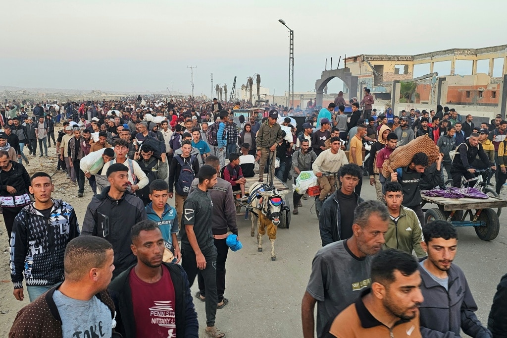 Gaza rescuers say Israeli fire kills 22 near aid site as truce talks falter