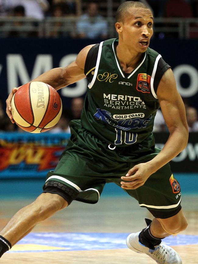 Adris DeLeon in action for the Gold Coast Blaze.