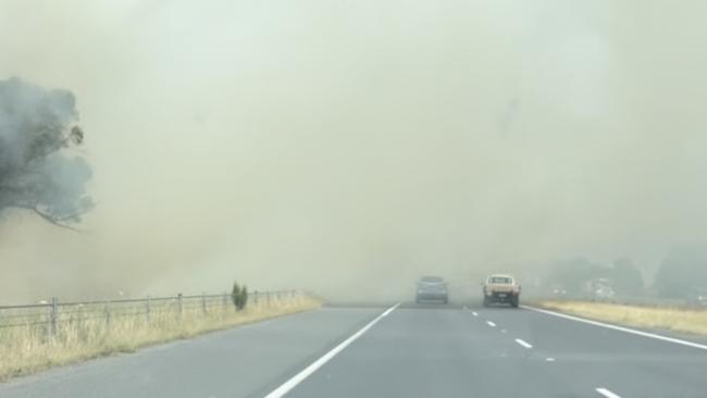 Emergency services were called to a grass fire on the Princes Fwy in Pakenham about 12pm on Wednesday, December 18, 2024. Picture: Supplied