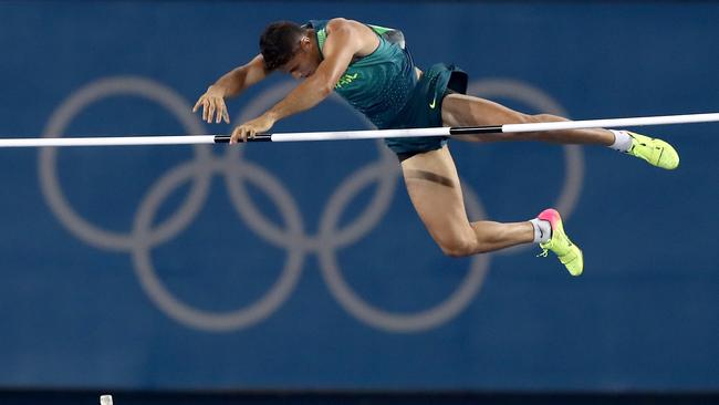 Thiago Braz da Silva managed to outjump everyone else to claim gold in front of home fans.