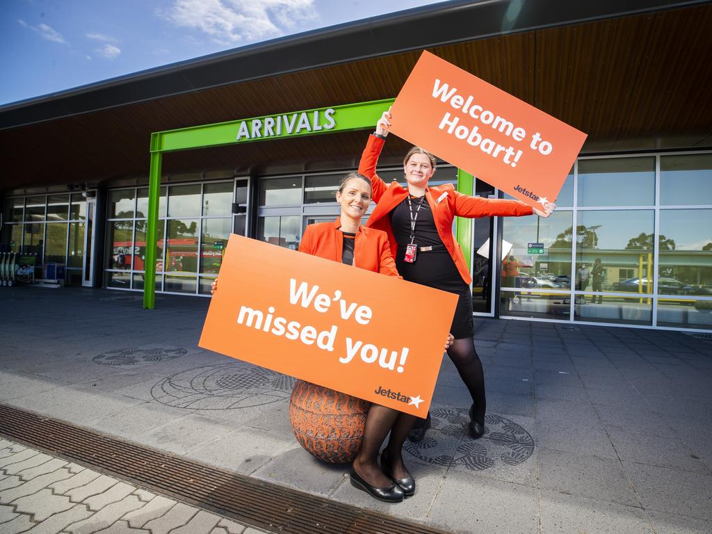 Jetstar supervisors Renee King and Sarah Davey are ready for Tasmania’s borders to reopen. Picture: Richard Jupe