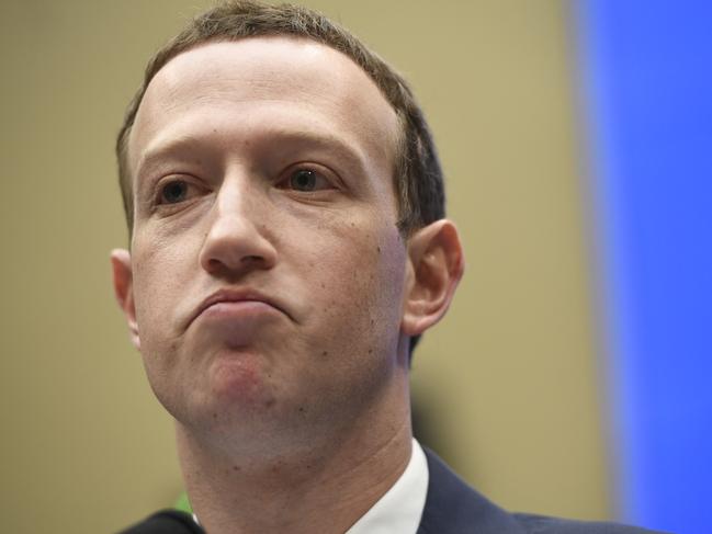 Facebook CEO and founder Mark Zuckerberg testifies during a US House Committee on Energy and Commerce hearing about Facebook on Capitol Hill in Washington, DC, April 11, 2018. (Photo by SAUL LOEB / AFP)