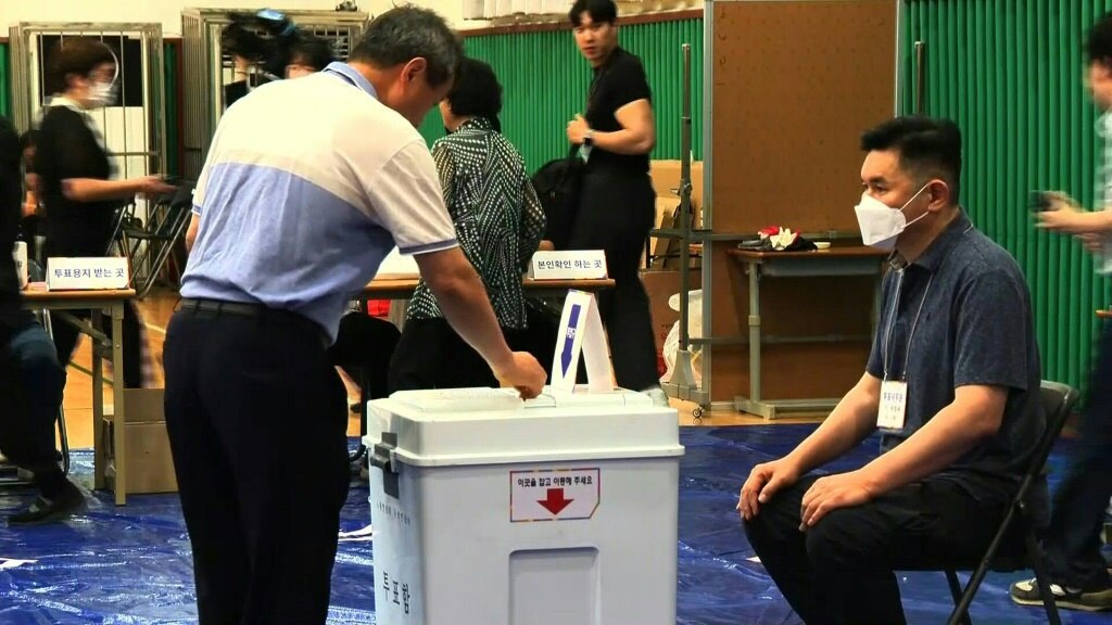 South Korea votes for new president after martial law turmoil