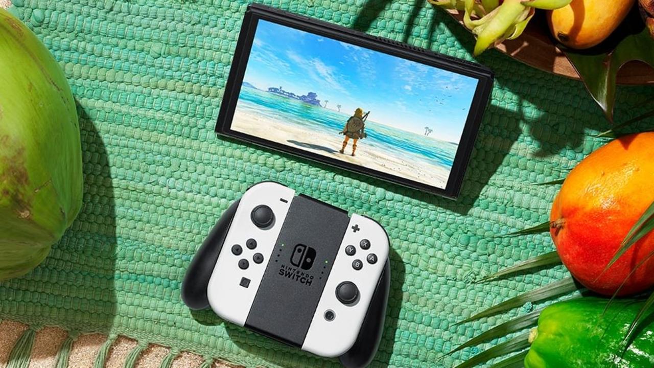 Nintendo Switch OLED Model. Instagram @nintendo_jp