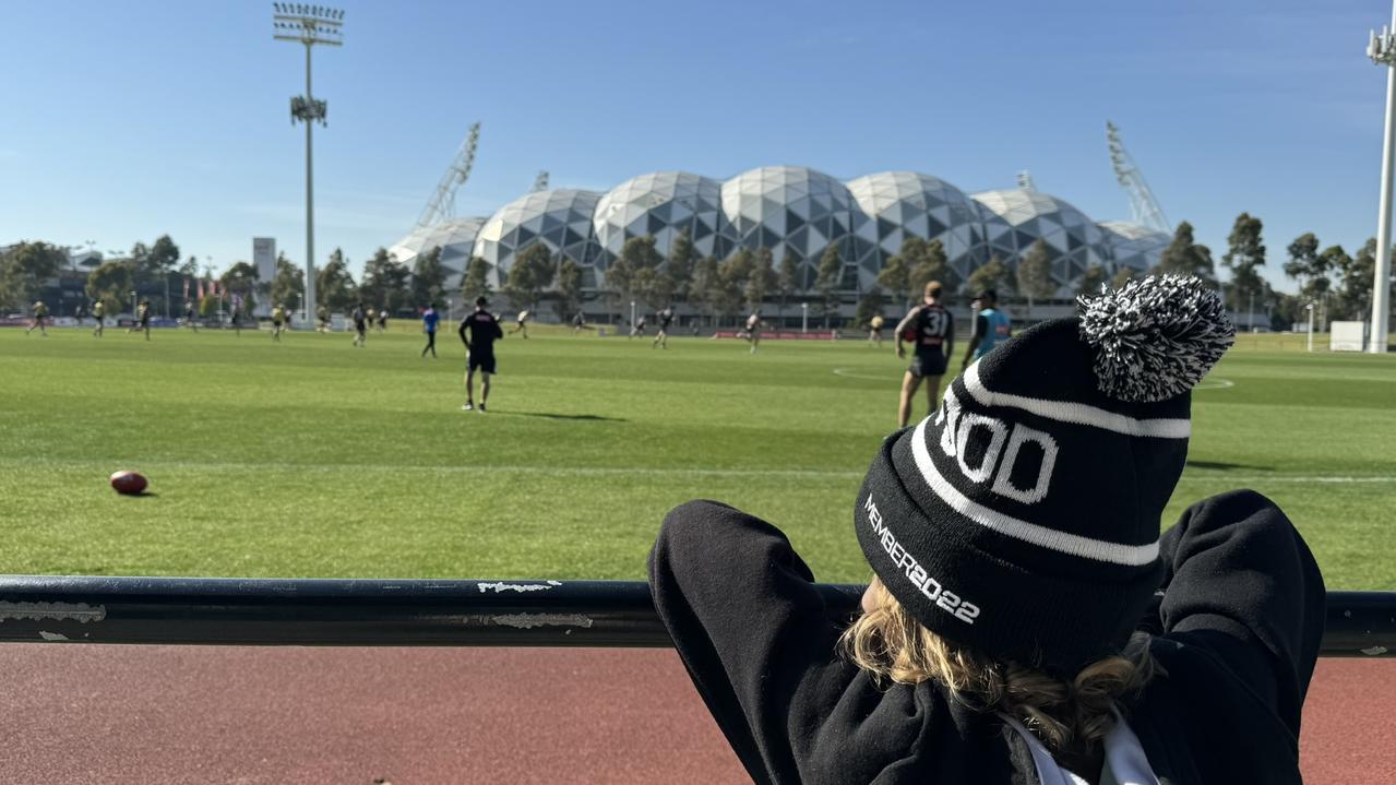 The Williams family got to watch Collingwood train before their big Anzac Day clash with Essendon.