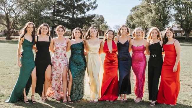 SGHS YR12 Formal Hannah Blundell, Grace Crapp, Logan Pitkin, April Loadsman, Haley Williamson, Angie MacDermott, Erin Blundell, Hollie Fuller, Lara Middlebosch, Brielle Loadsman. Picture: Denis Banks