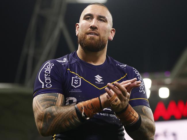 MELBOURNE, AUSTRALIA - SEPTEMBER 15: Nelson Asofa-Solomona of the Storm thanks fans after winning the NRL Semi Final match between Melbourne Storm and the Sydney Roosters at AAMI Park on September 15, 2023 in Melbourne, Australia. (Photo by Daniel Pockett/Getty Images)