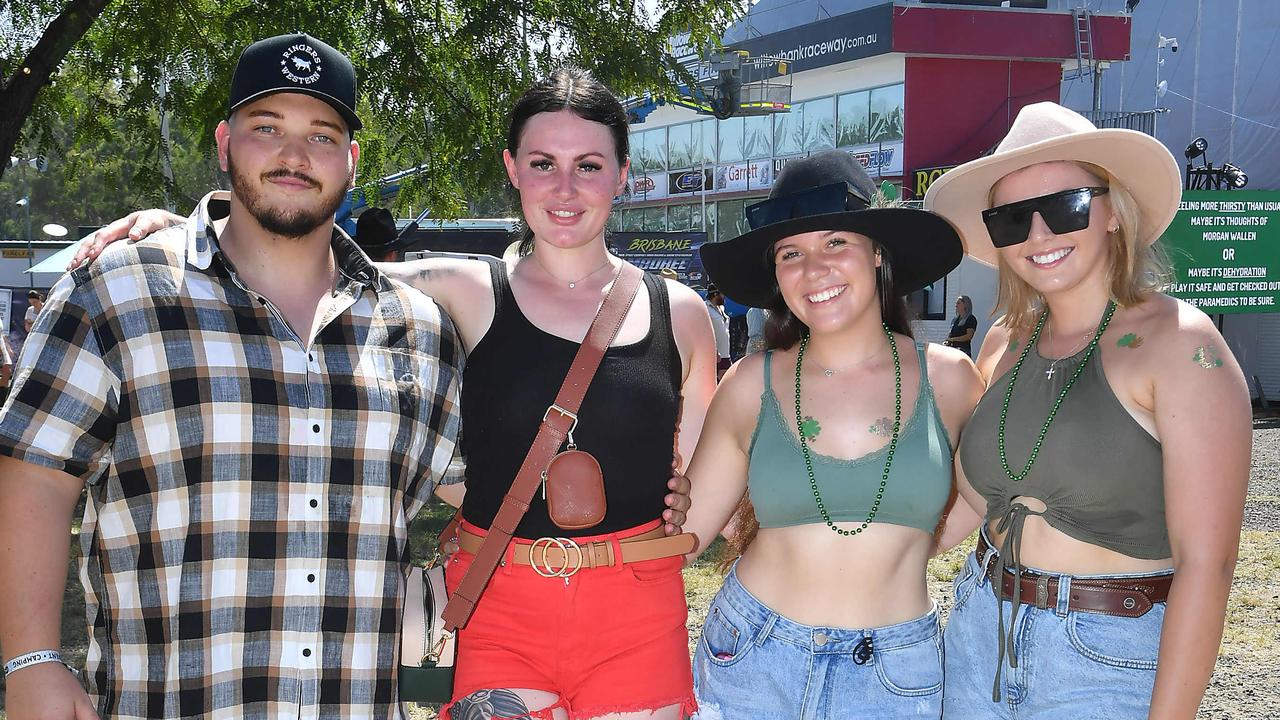 Marcus Lewis, Sarah Simmons, Claire Marris, Mekayla Chandler CMC Rocks 2023 Willowbank Raceway Picture John Gass