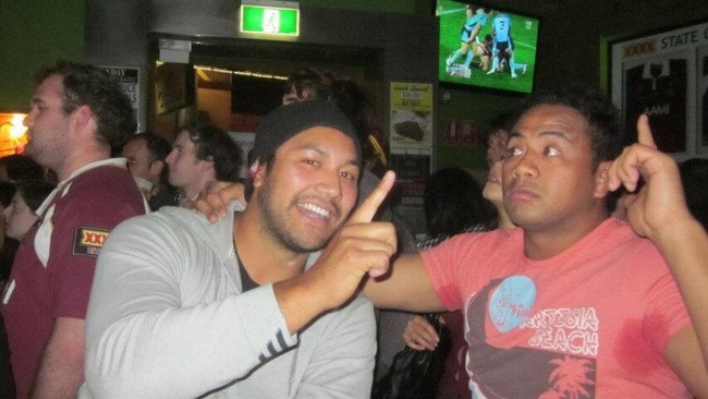 This moment could only happen in a Caxton Hotel State of Origin flashback photo gallery (2010–present).