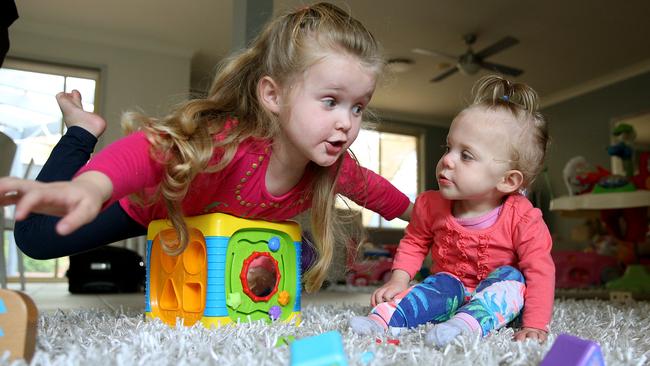 Lexie with big sister Imogen 3-years.