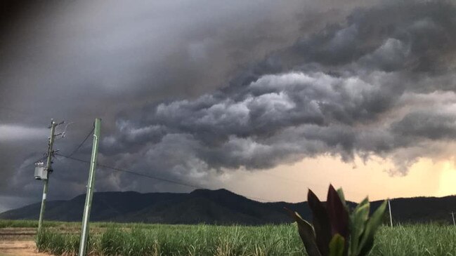 STUNNING PHOTOS: Storm sweeps through Mackay region