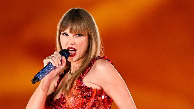 US singer Taylor Swift performs on stage at the Paris La Defense Arena. Picture: JULIEN DE ROSA / AFP