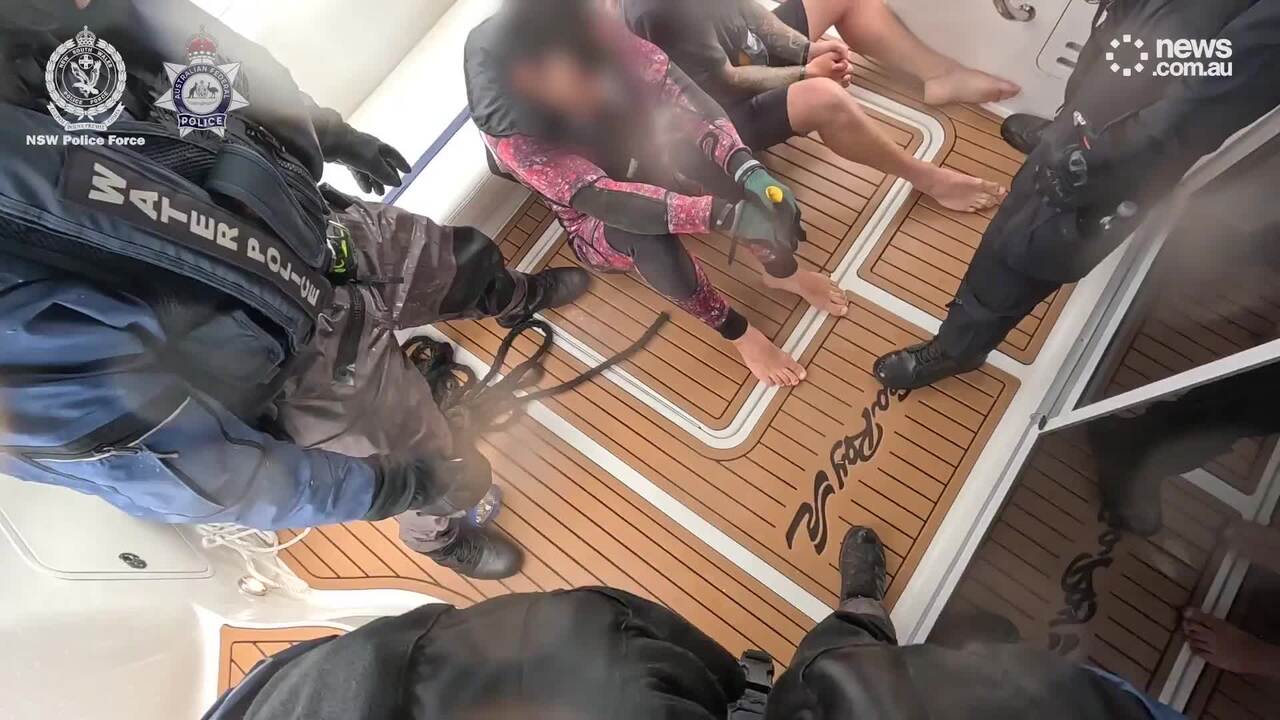 Five charged after tonne of cocaine found on NSW boat