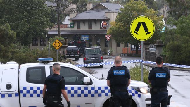 Police have surrounded the Westmeadows Tavern. Picture: David Crosling