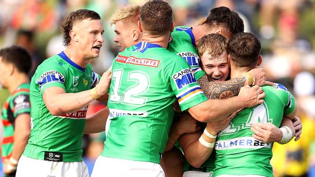 Raiders belt disappointing Rabbitohs