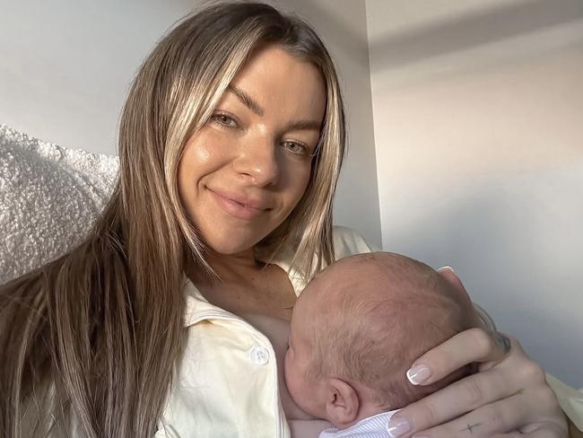 Leeson with her newborn son Arlo.