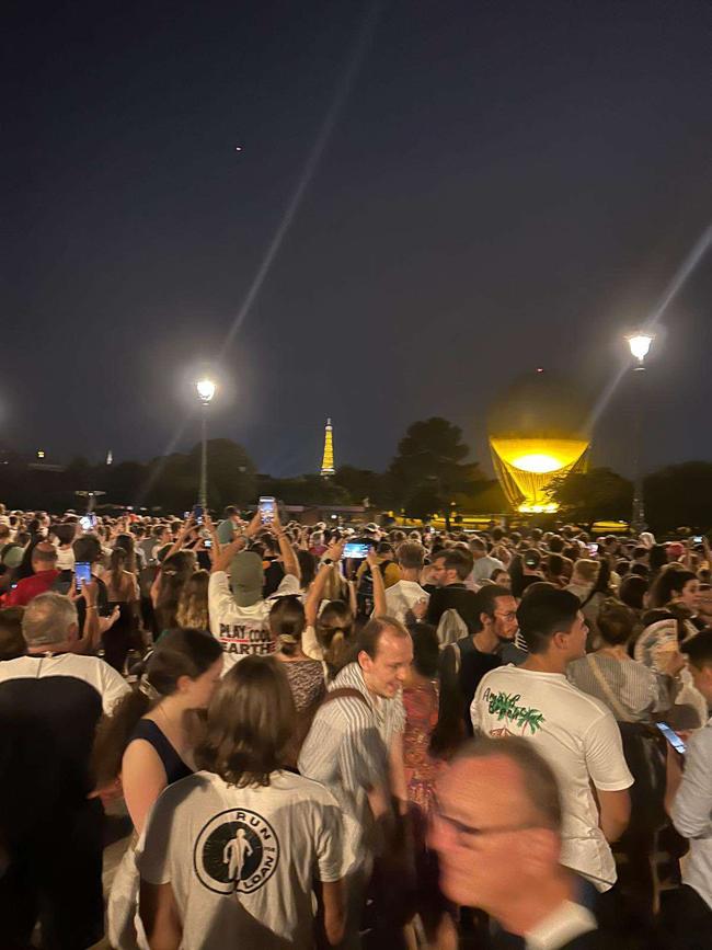 The cauldron with the Eiffel Tower in the background is the perfect shot.