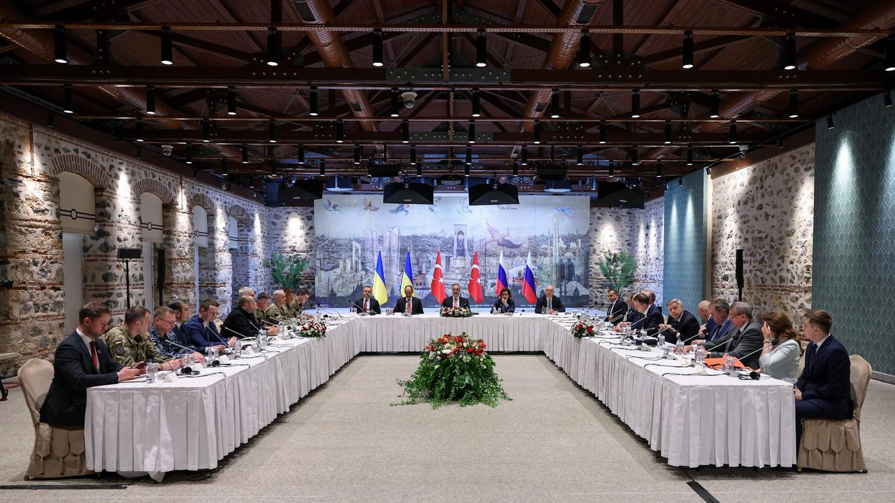 Russia and Ukraine agree to swap 1000 POWs each