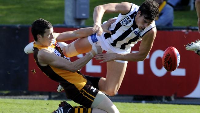 Sam Menegola in action for the Box Hill Hawks in the VFL.