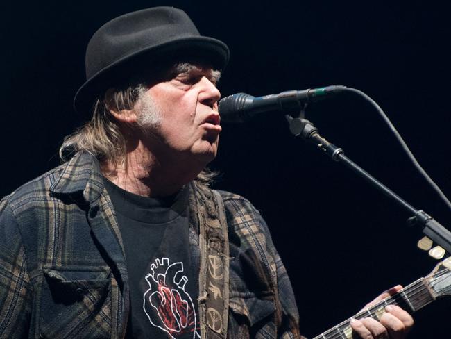 Neil Young’s radio channel revived after Spotify exit