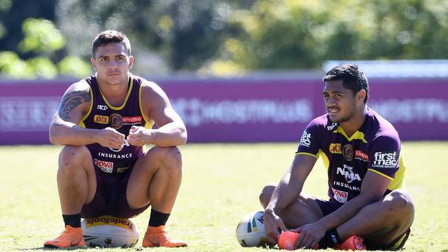 Kodi Nikorima and Anthony Milford struggled to direct the Broncos in 2018. (AAP Image/Dave Hunt)