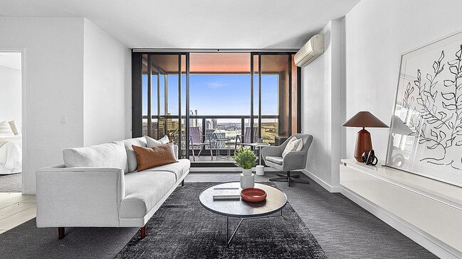 No. 2511/639 Lonsdale St, Melbourne, is listed for $490,000-$510,000.