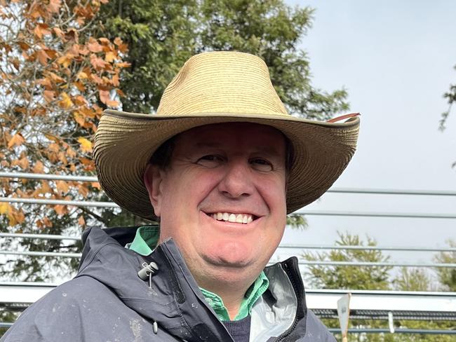 Buyer Peter Cabot of Nutrien Wagga at the Gundagai store cattle sale.